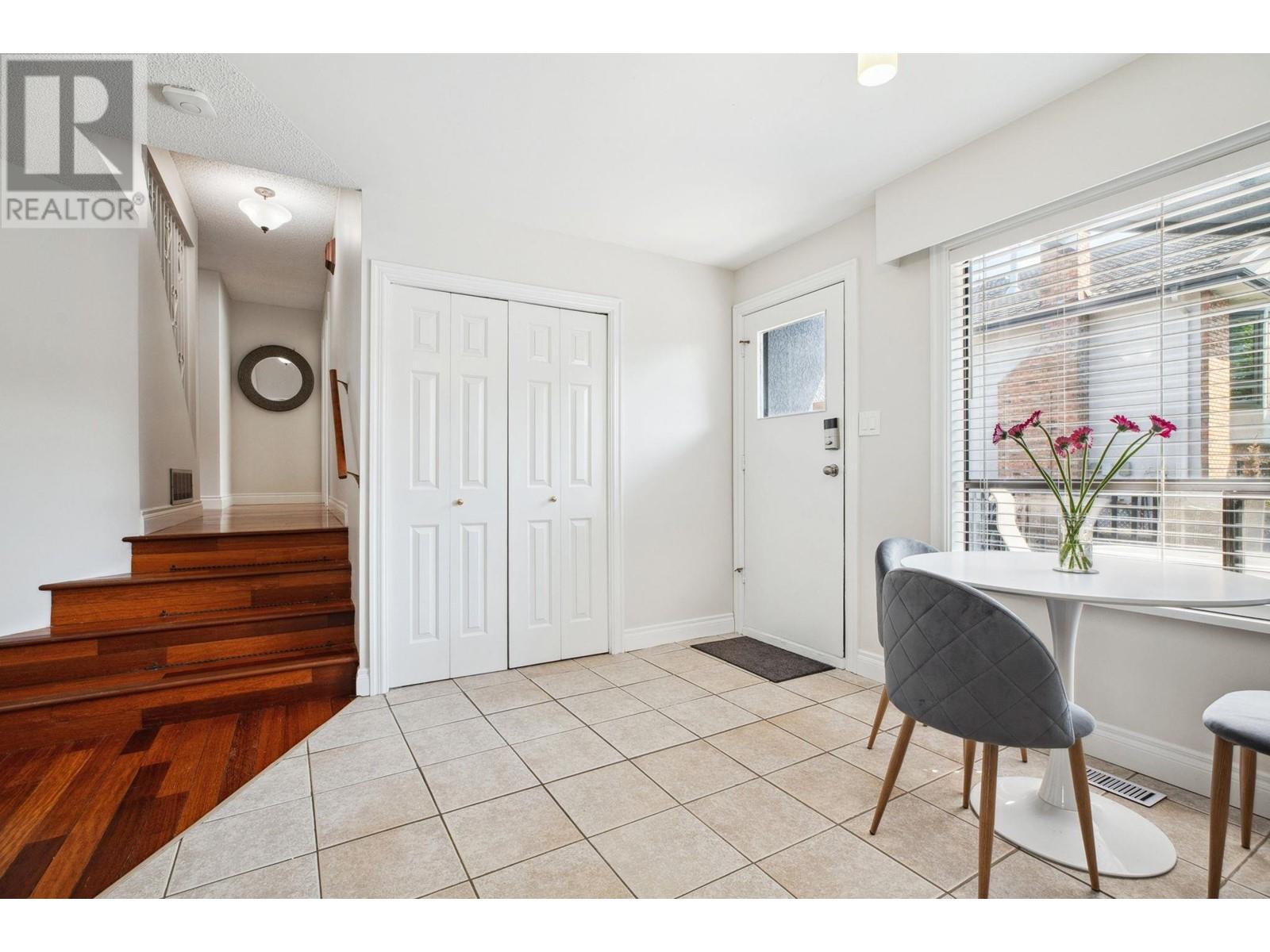 Property at 7347 QUEENSTON COURT image 5