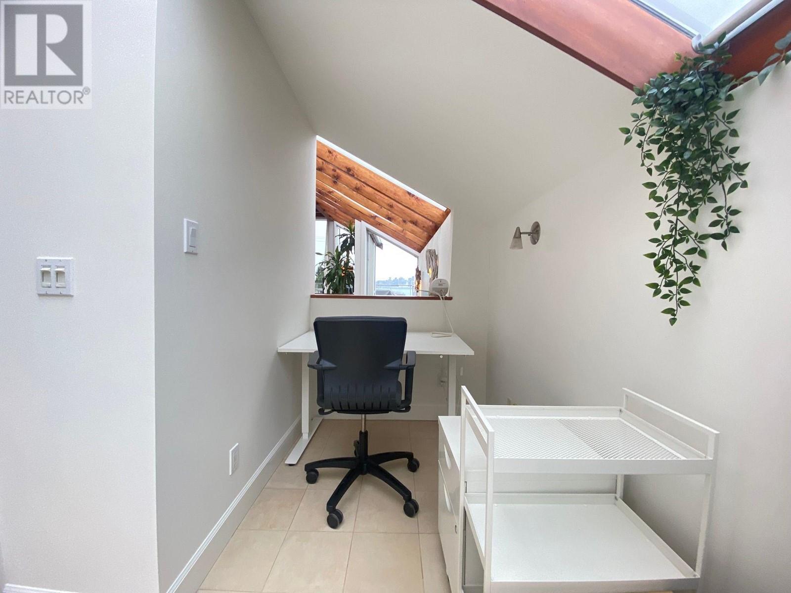1 251 6 Street, North Vancouver, British Columbia  V7M 1K7 - Photo 24 - R3007838