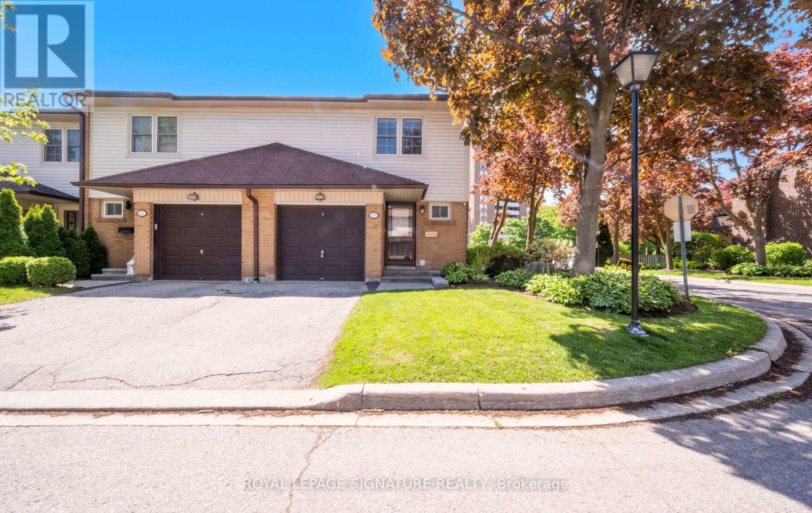 157 - 2120 Rathburn Road E, Mississauga, Ontario  L4W 2S8 - Photo 5 - W12175518