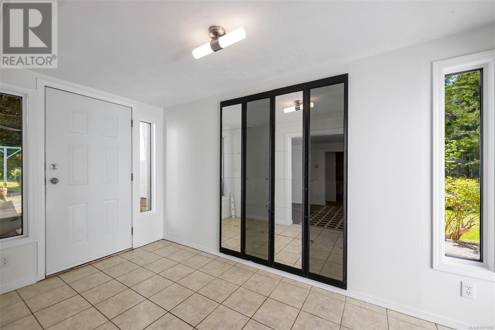 Property at 1121 Centremont Lane image 4