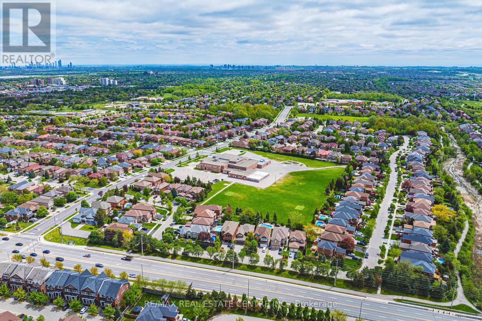 3360 Laburnum Crescent, Mississauga, Ontario  L5N 7M1 - Photo 43 - W12157611