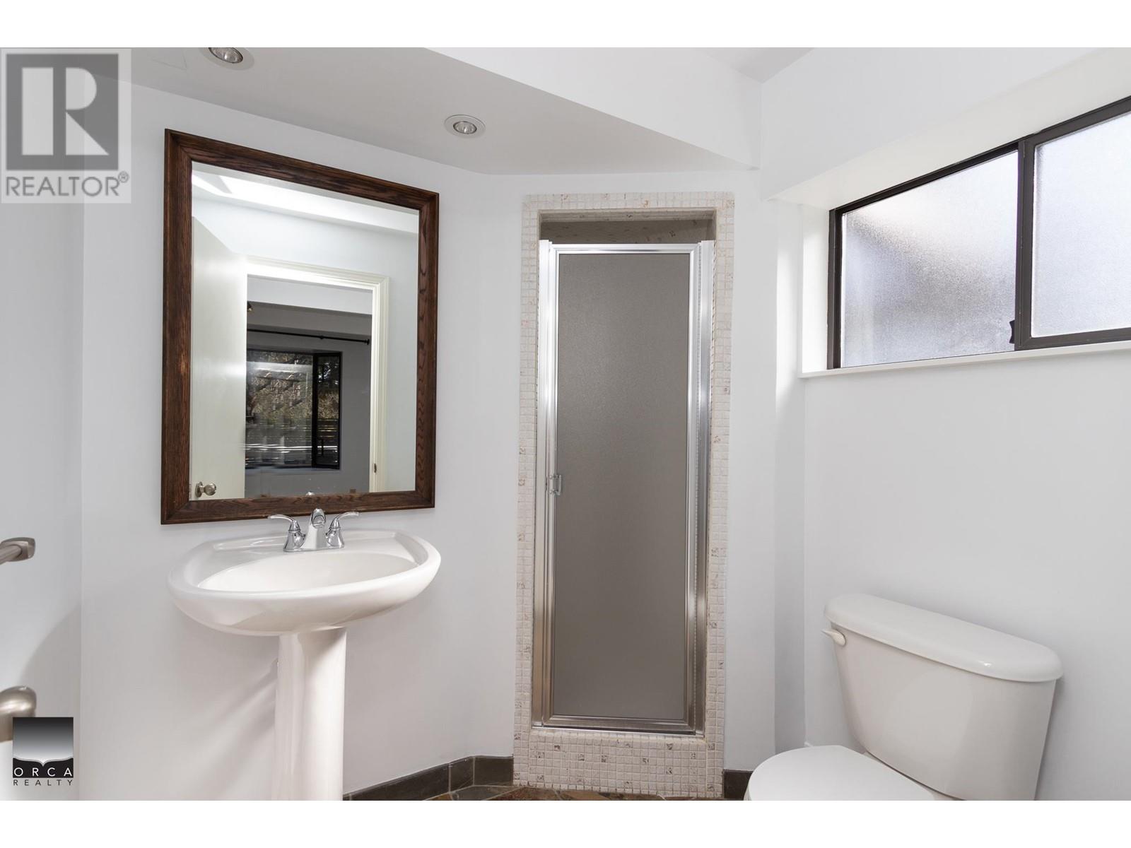 4524 Marineview Crescent, North Vancouver, British Columbia  V7R 3P2 - Photo 23 - R3007474