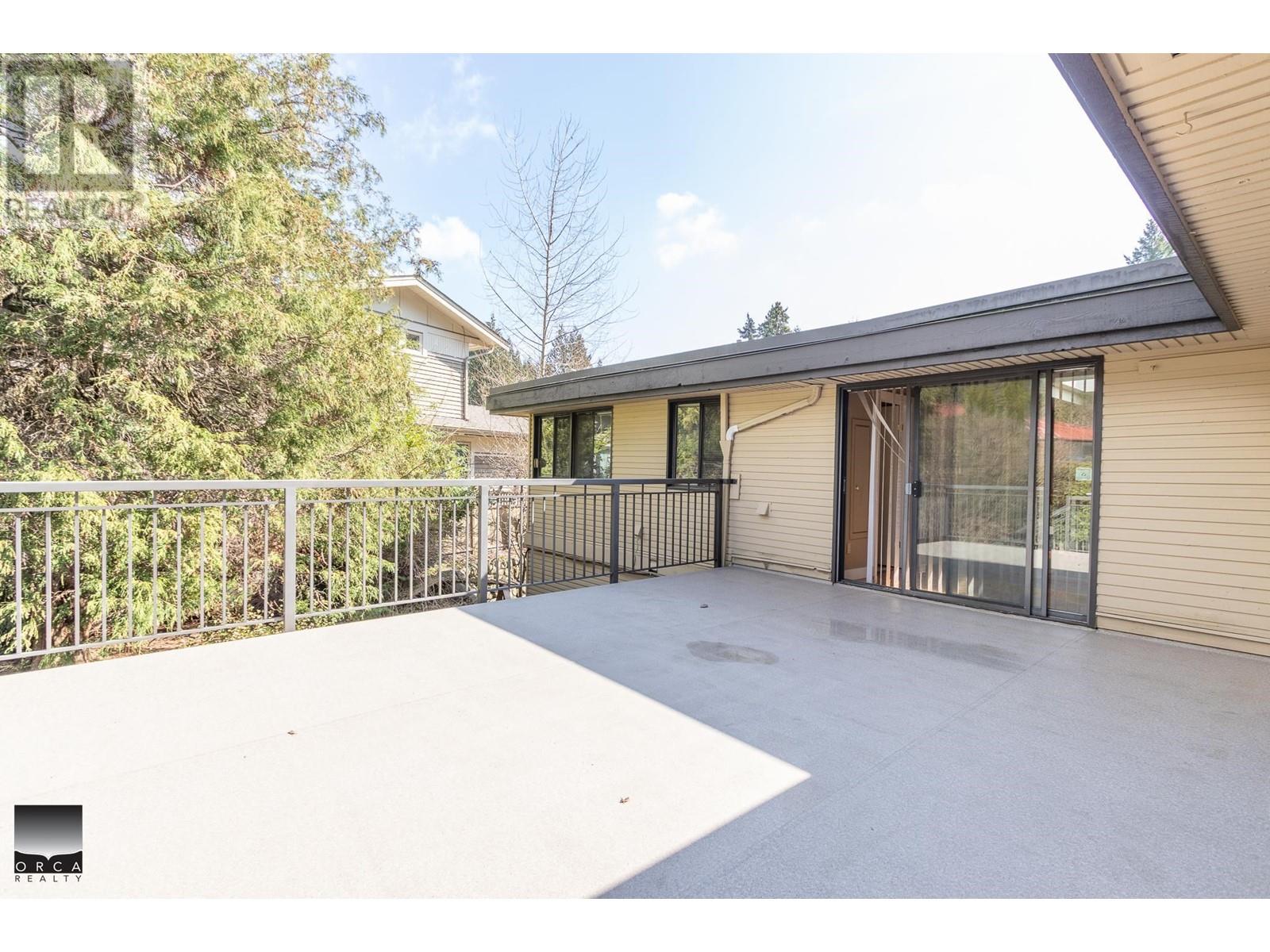 4524 Marineview Crescent, North Vancouver, British Columbia  V7R 3P2 - Photo 9 - R3007474