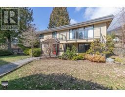 4524 MARINEVIEW CRESCENT