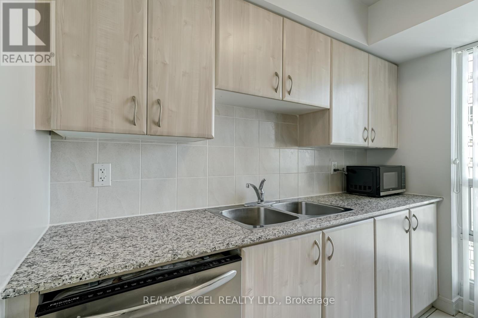 2310 - 31 Bales Avenue, Toronto, Ontario  M2N 7L6 - Photo 22 - C12176982