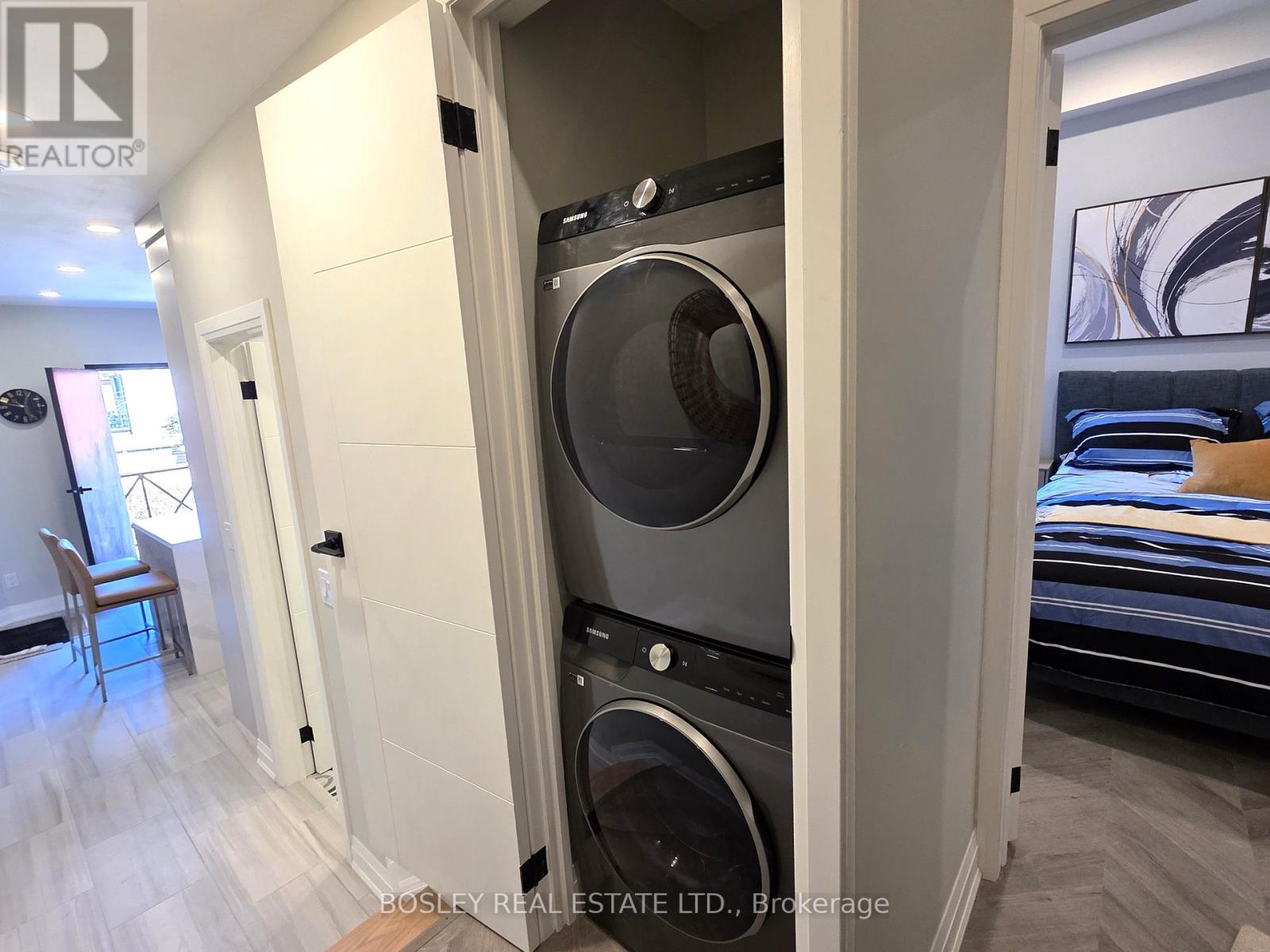 1132 Queen Street W, Toronto, Ontario  M6J 1J3 - Photo 10 - C12177016