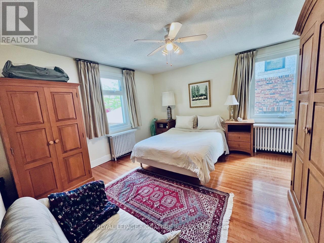 24 College View Avenue, Toronto, Ontario  M5P 1J4 - Photo 24 - C12177017