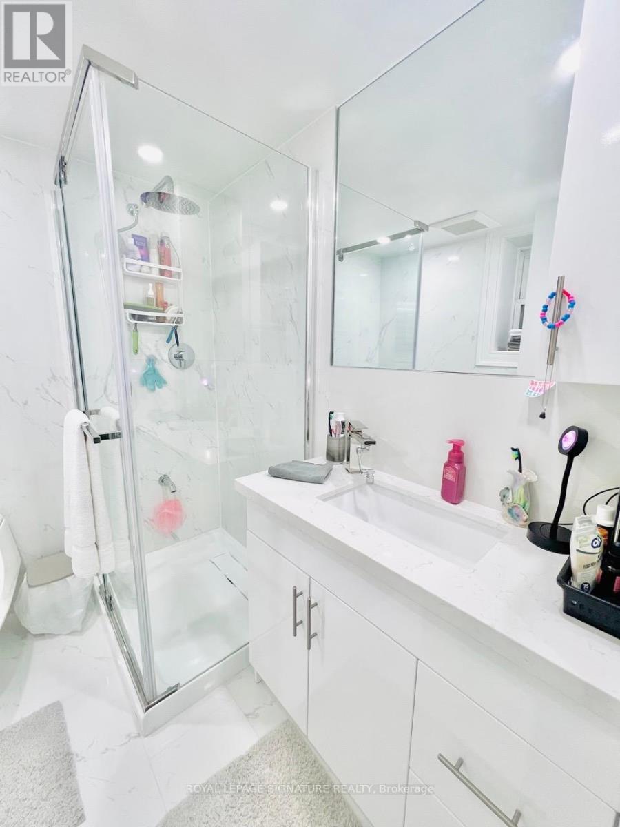 24 College View Avenue, Toronto, Ontario  M5P 1J4 - Photo 32 - C12177017