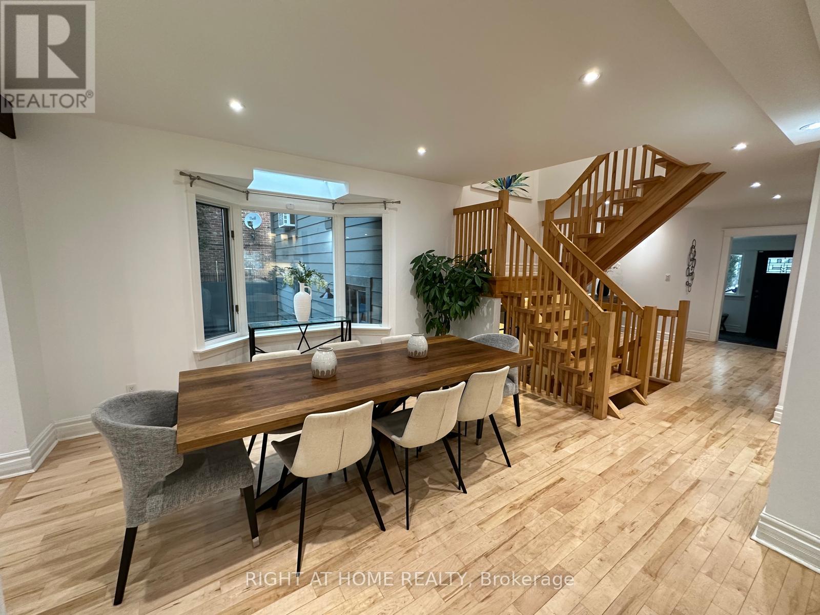 56 Thirty Third Street, Toronto, Ontario  M8W 3H3 - Photo 10 - W12176967