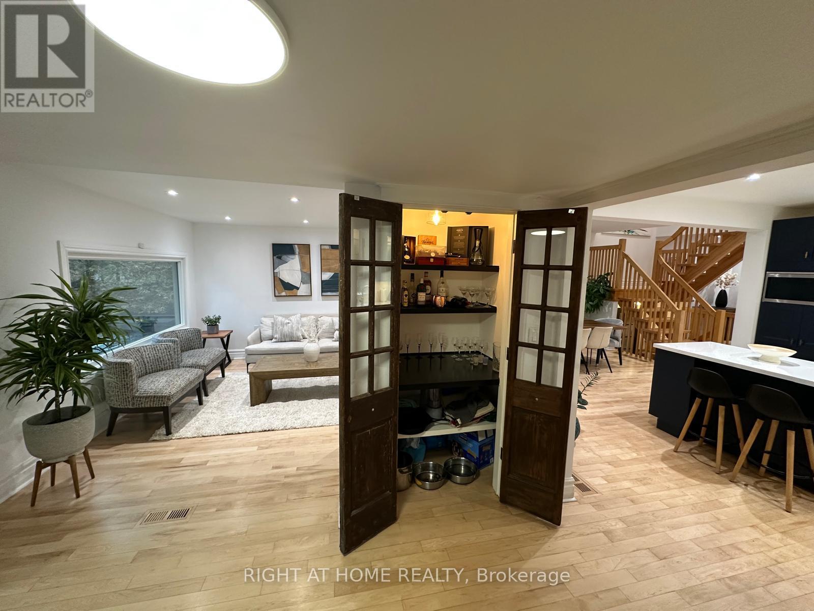 56 Thirty Third Street, Toronto, Ontario  M8W 3H3 - Photo 20 - W12176967