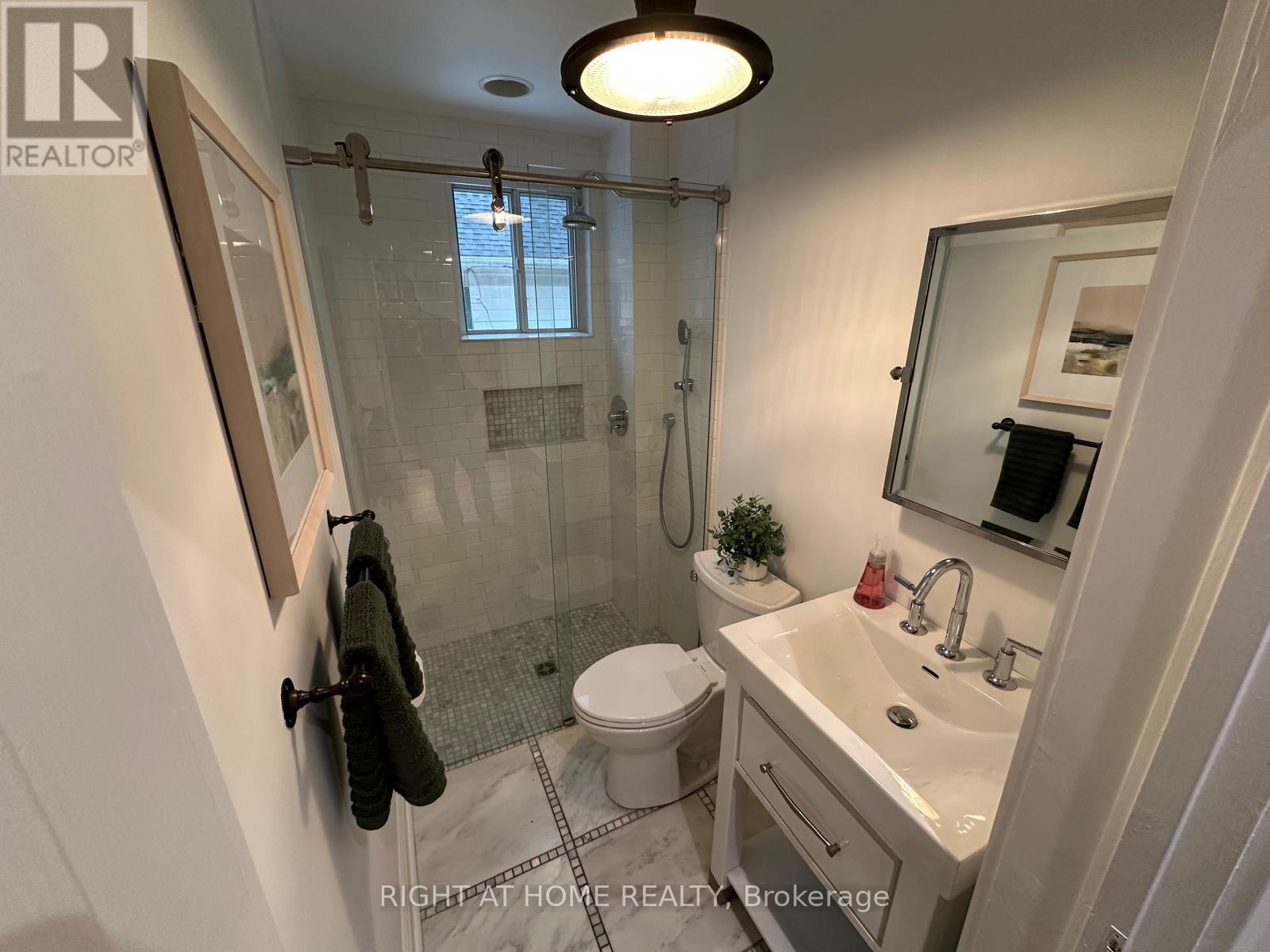 56 Thirty Third Street, Toronto, Ontario  M8W 3H3 - Photo 21 - W12176967