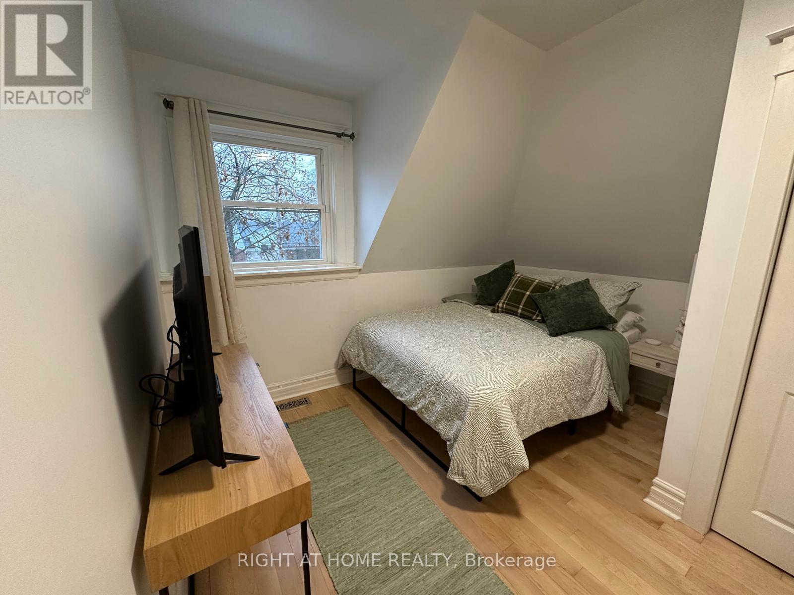 56 Thirty Third Street, Toronto, Ontario  M8W 3H3 - Photo 25 - W12176967