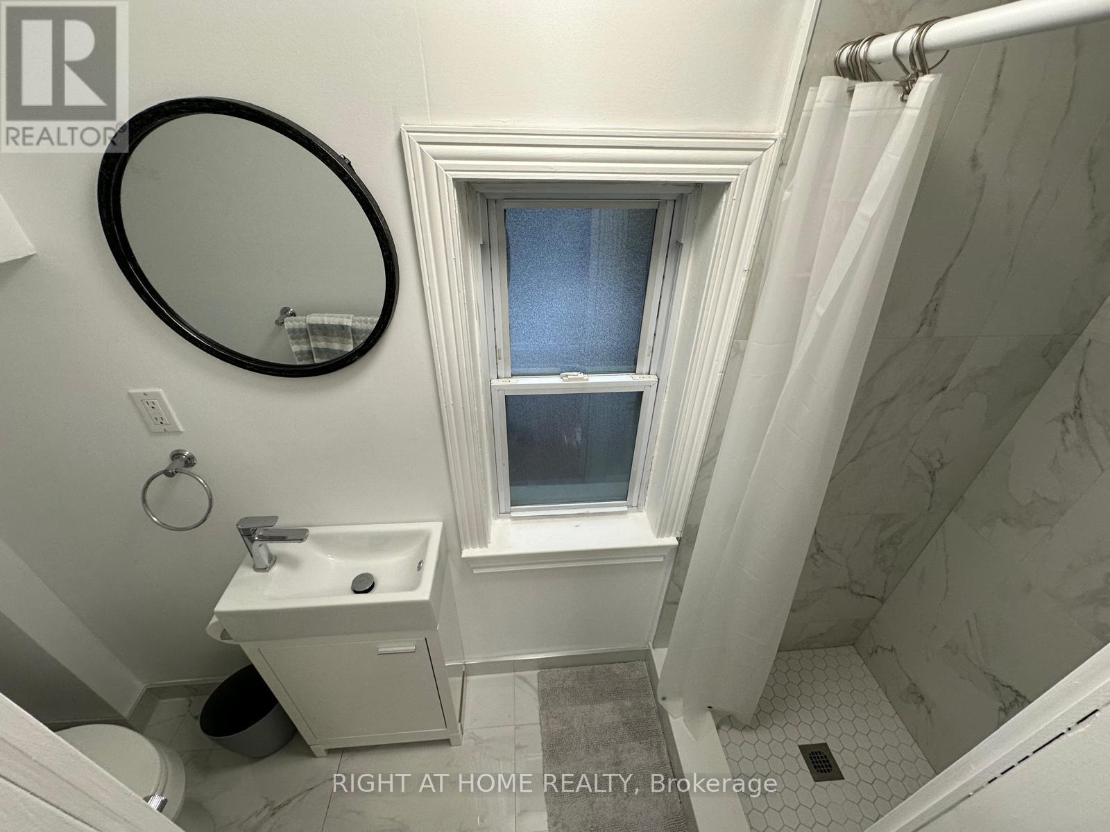 56 Thirty Third Street, Toronto, Ontario  M8W 3H3 - Photo 35 - W12176967