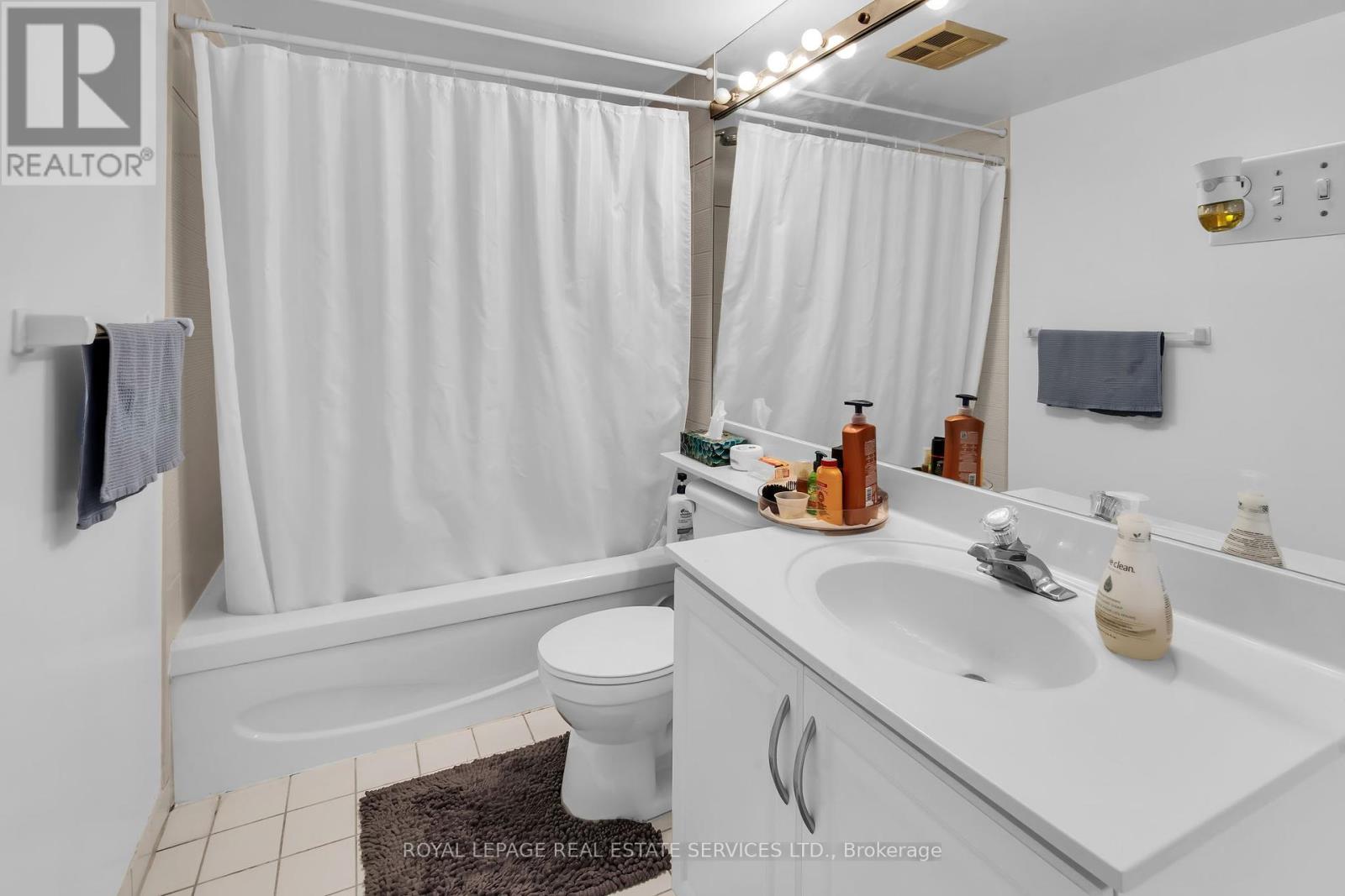 708 - 24 Hanover Road, Brampton, Ontario  L6S 5K8 - Photo 15 - W12177005