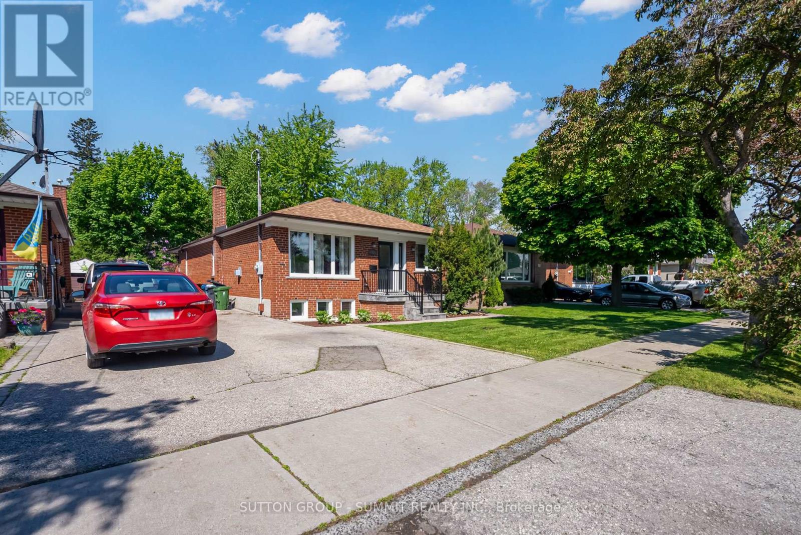 Property at 47 RAYSIDE DRIVE image 2