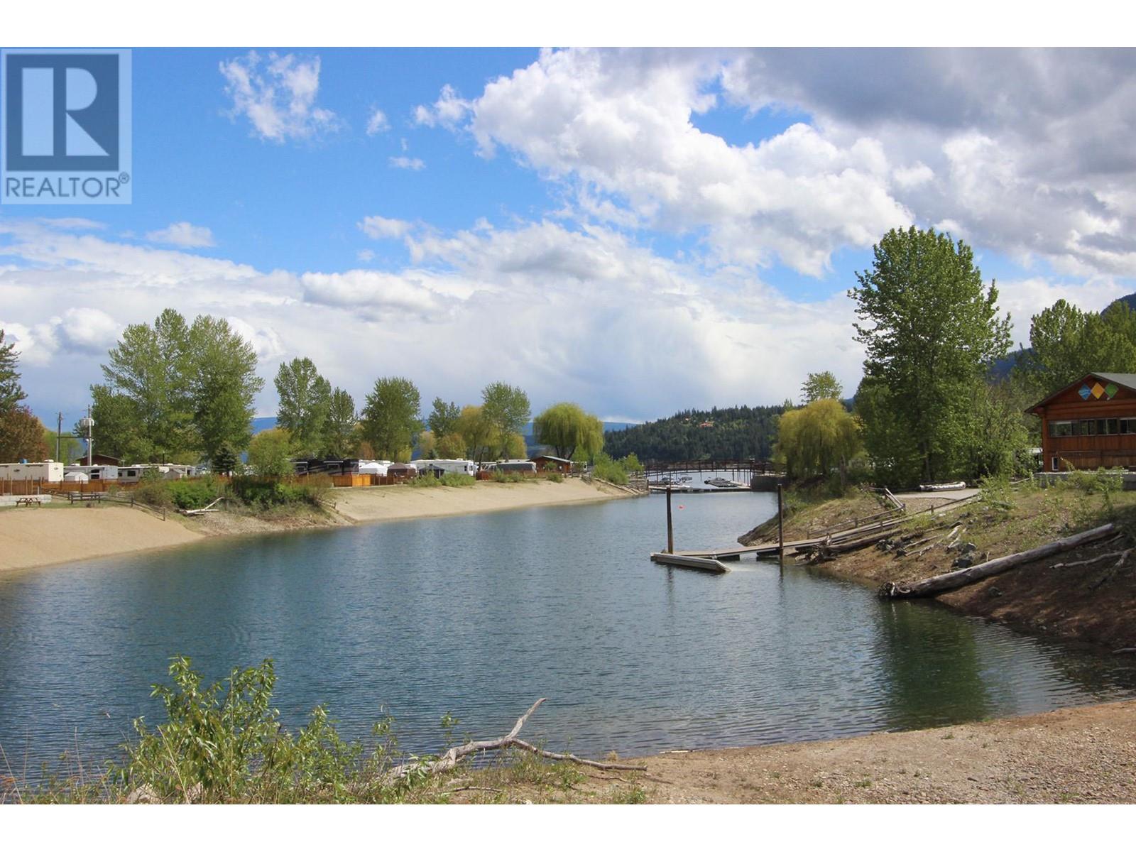 70 Cottonwood Drive, Lee Creek, BC V0E1M4