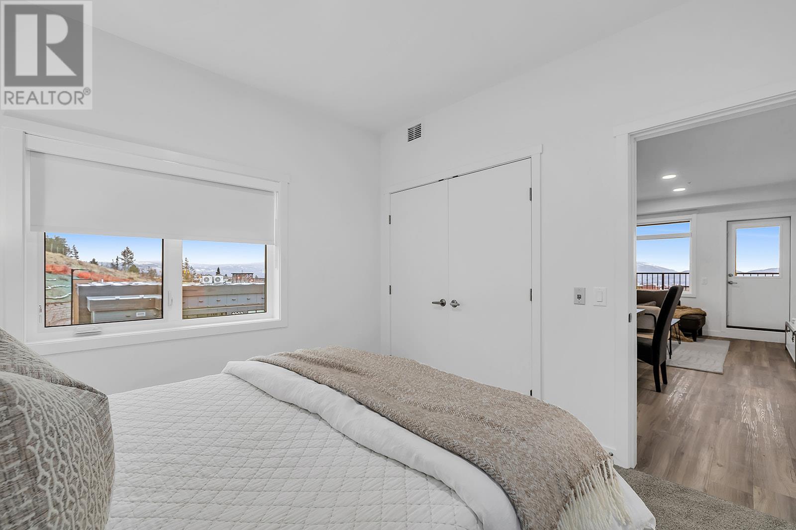 1057 Frost Road Unit# 317, Kelowna, BC V1W0G7