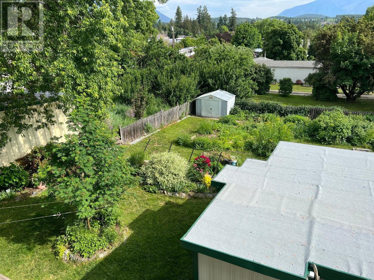 1121 Erickson Road, Creston, British Columbia  V0B 1G1 - Photo 36 - 10345976