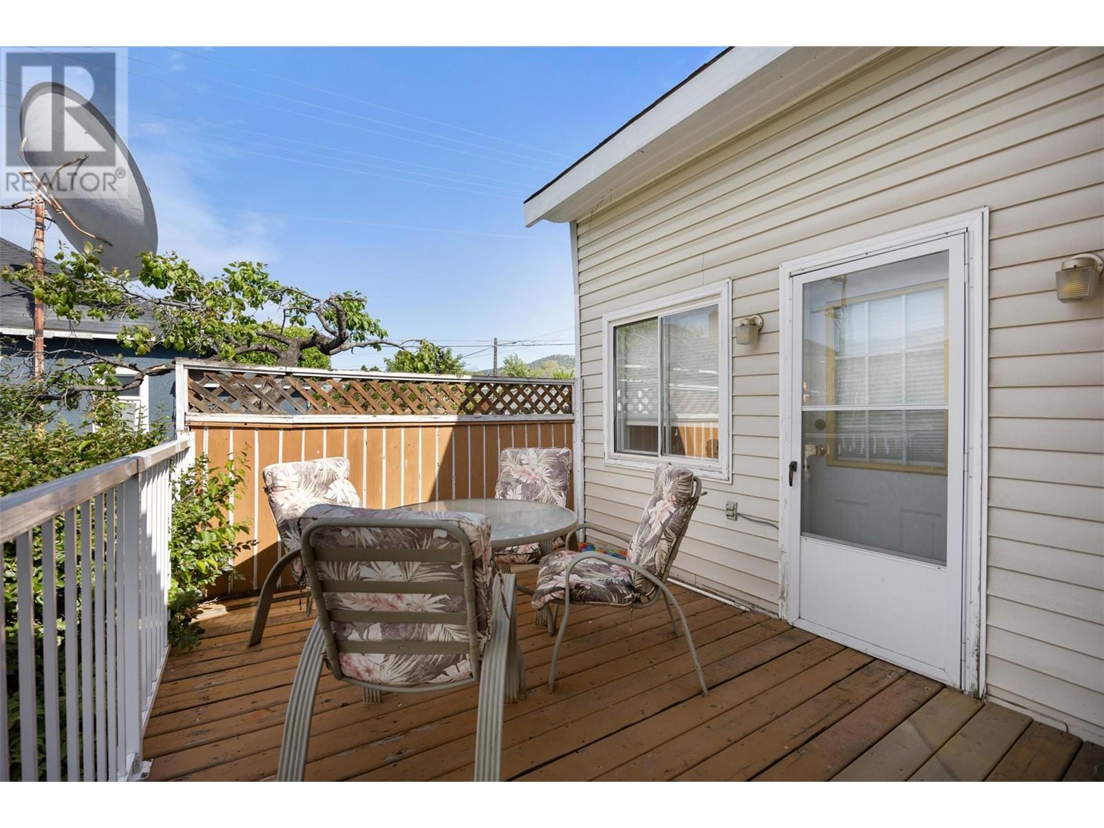 867 COLUMBIA Street, Kamloops, BC V2C2V7