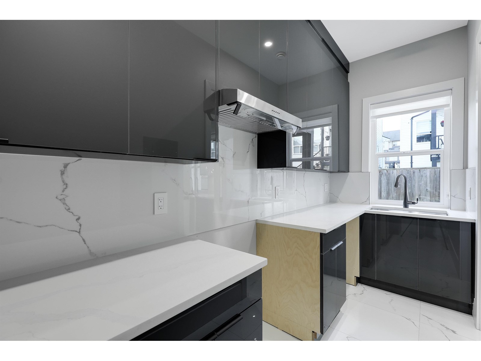 14750 62a Avenue, Surrey, British Columbia  V3S 6N4 - Photo 15 - R3007319