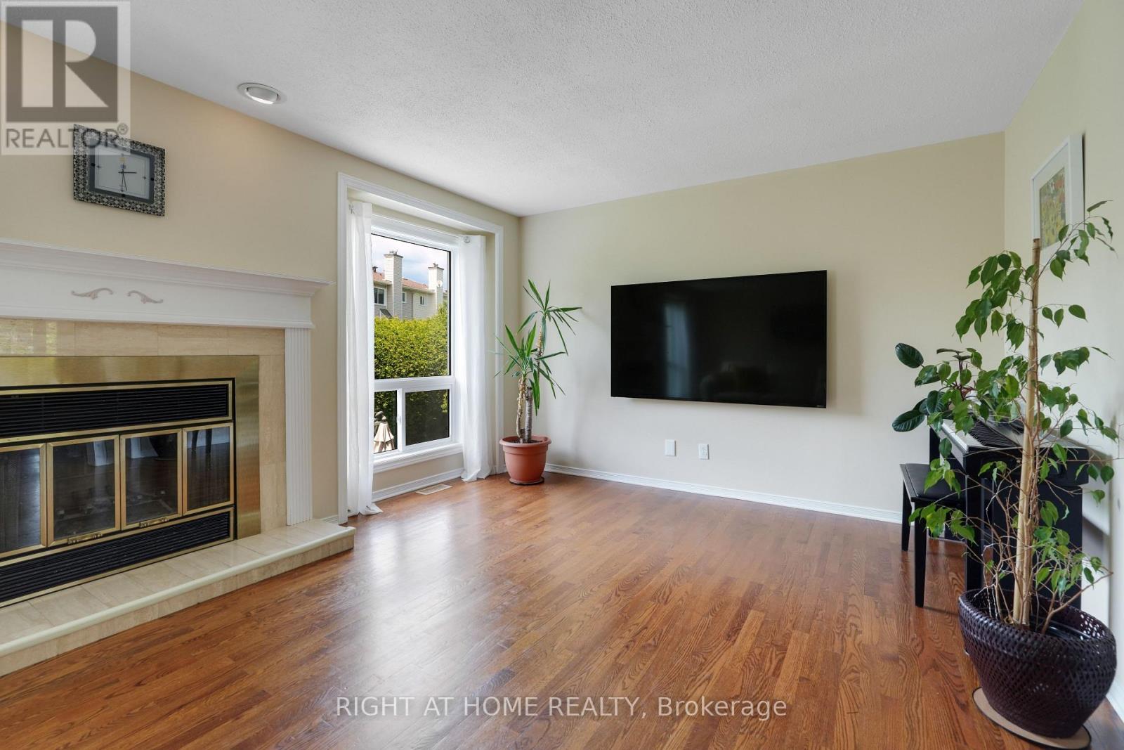 58 Arbordale Crescent, Ottawa, Ontario  K2G 5C9 - Photo 17 - X12177098