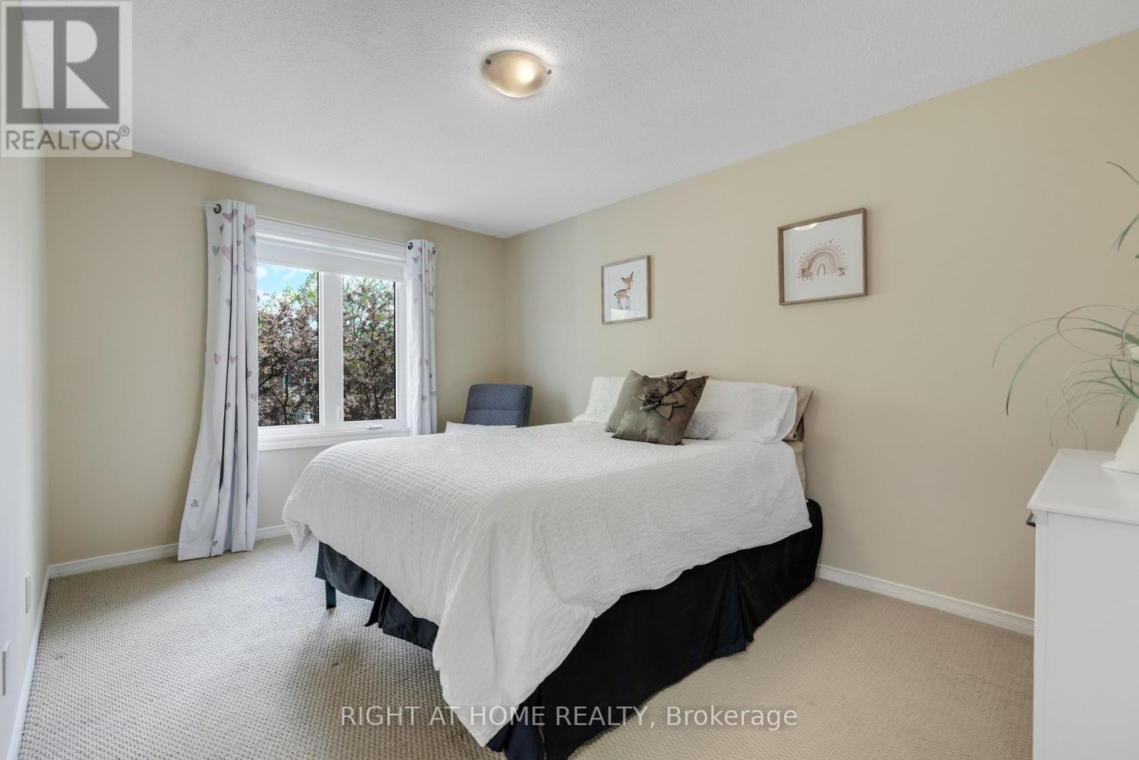58 Arbordale Crescent, Ottawa, Ontario  K2G 5C9 - Photo 23 - X12177098
