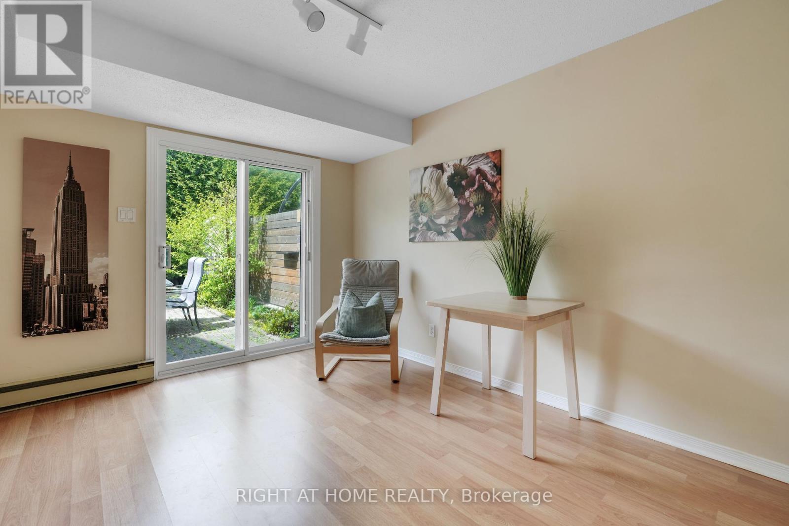 58 Arbordale Crescent, Ottawa, Ontario  K2G 5C9 - Photo 29 - X12177098
