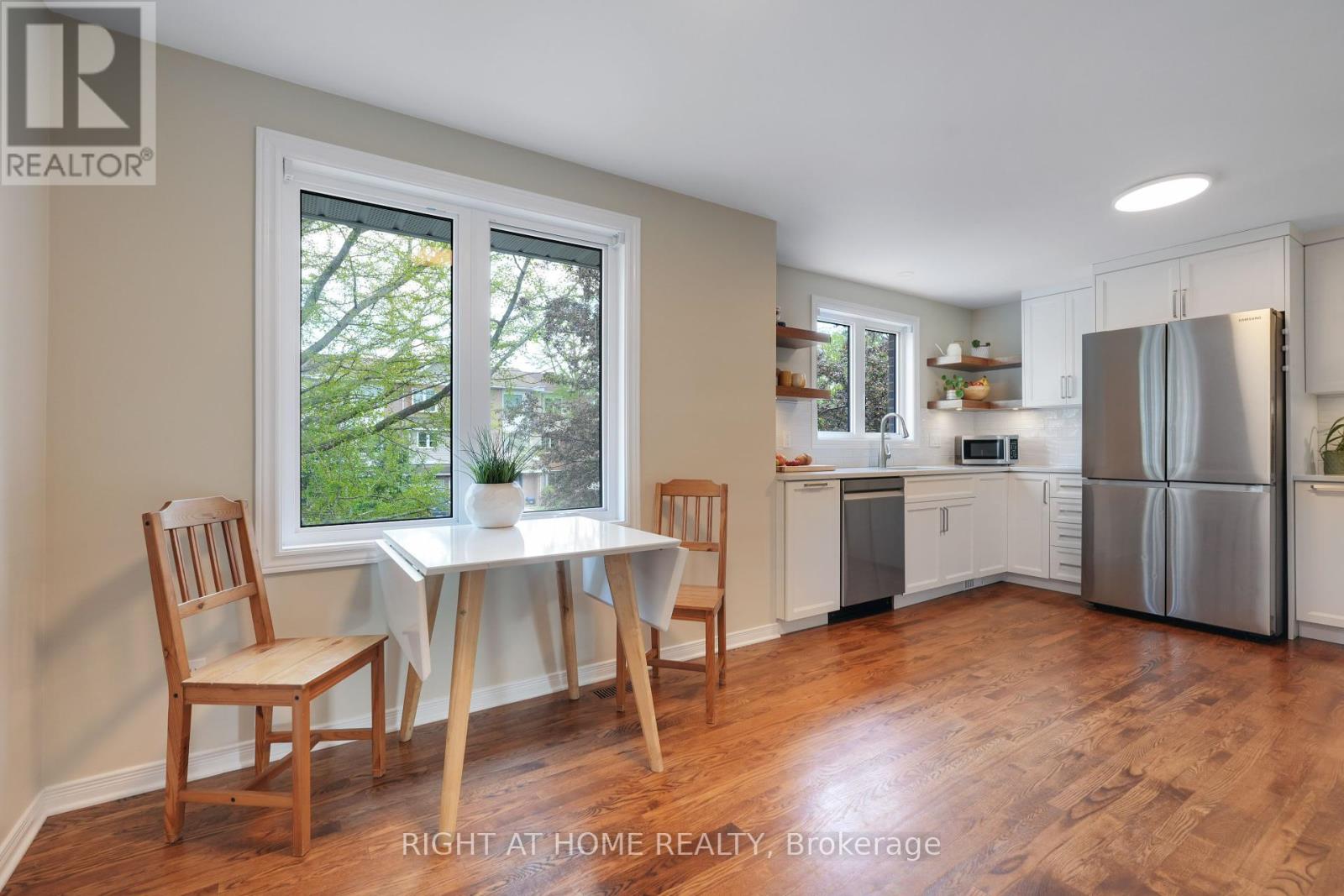 58 Arbordale Crescent, Ottawa, Ontario  K2G 5C9 - Photo 9 - X12177098