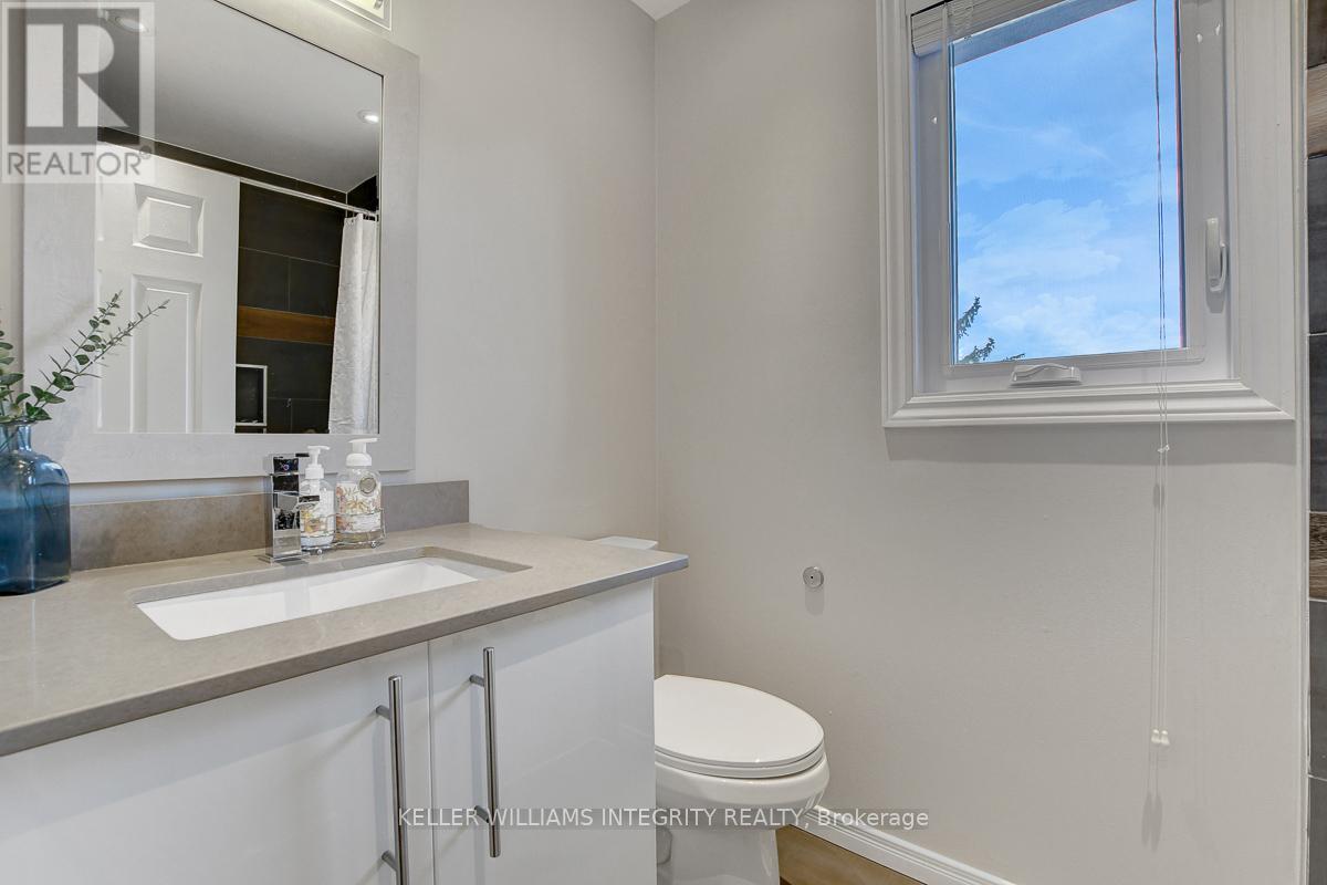 20 Bourne Street, Ottawa, Ontario  K2J 3C3 - Photo 34 - X12177147