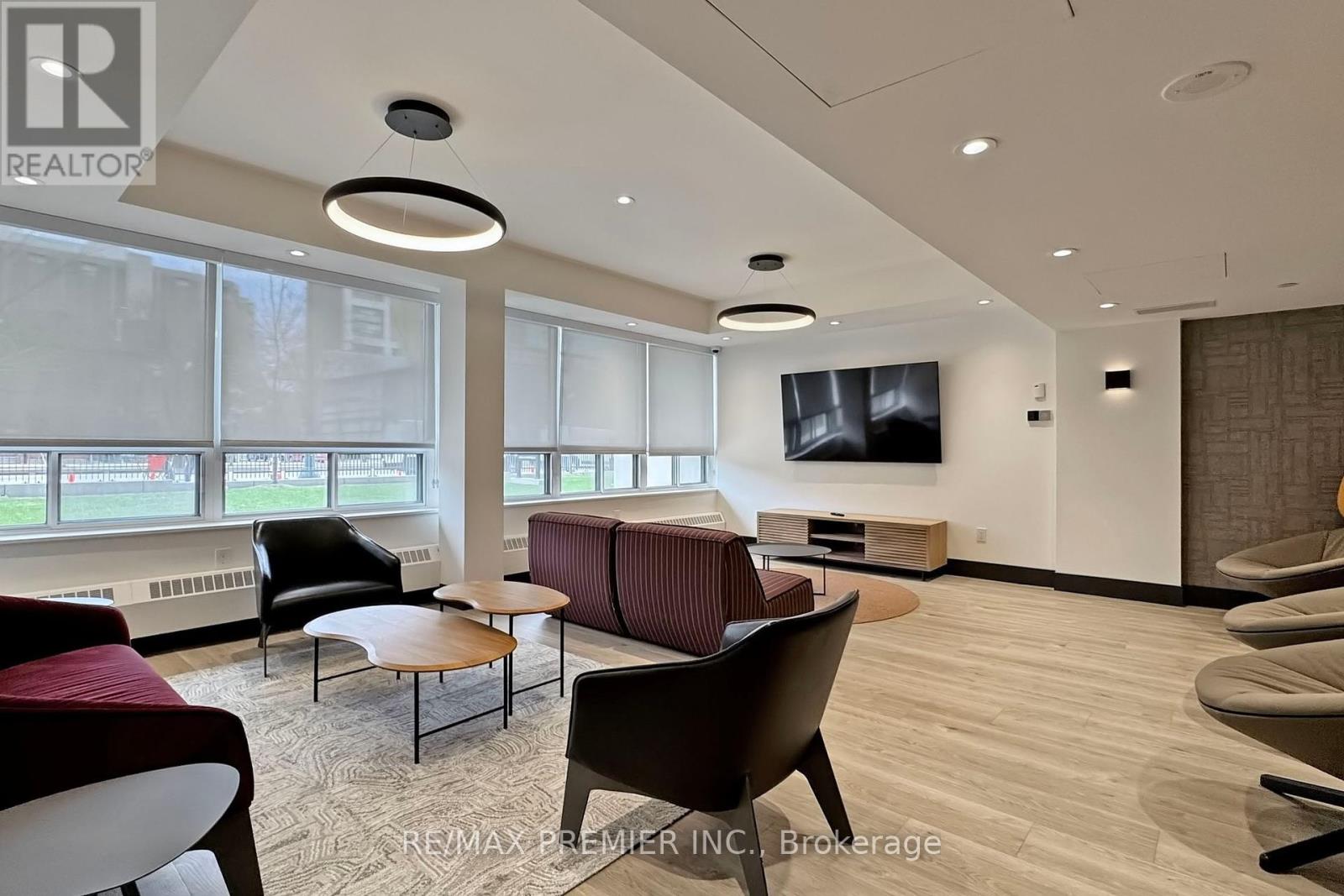 1010 - 666 Spadina Avenue, Toronto, Ontario  M5S 2H8 - Photo 6 - C12176342