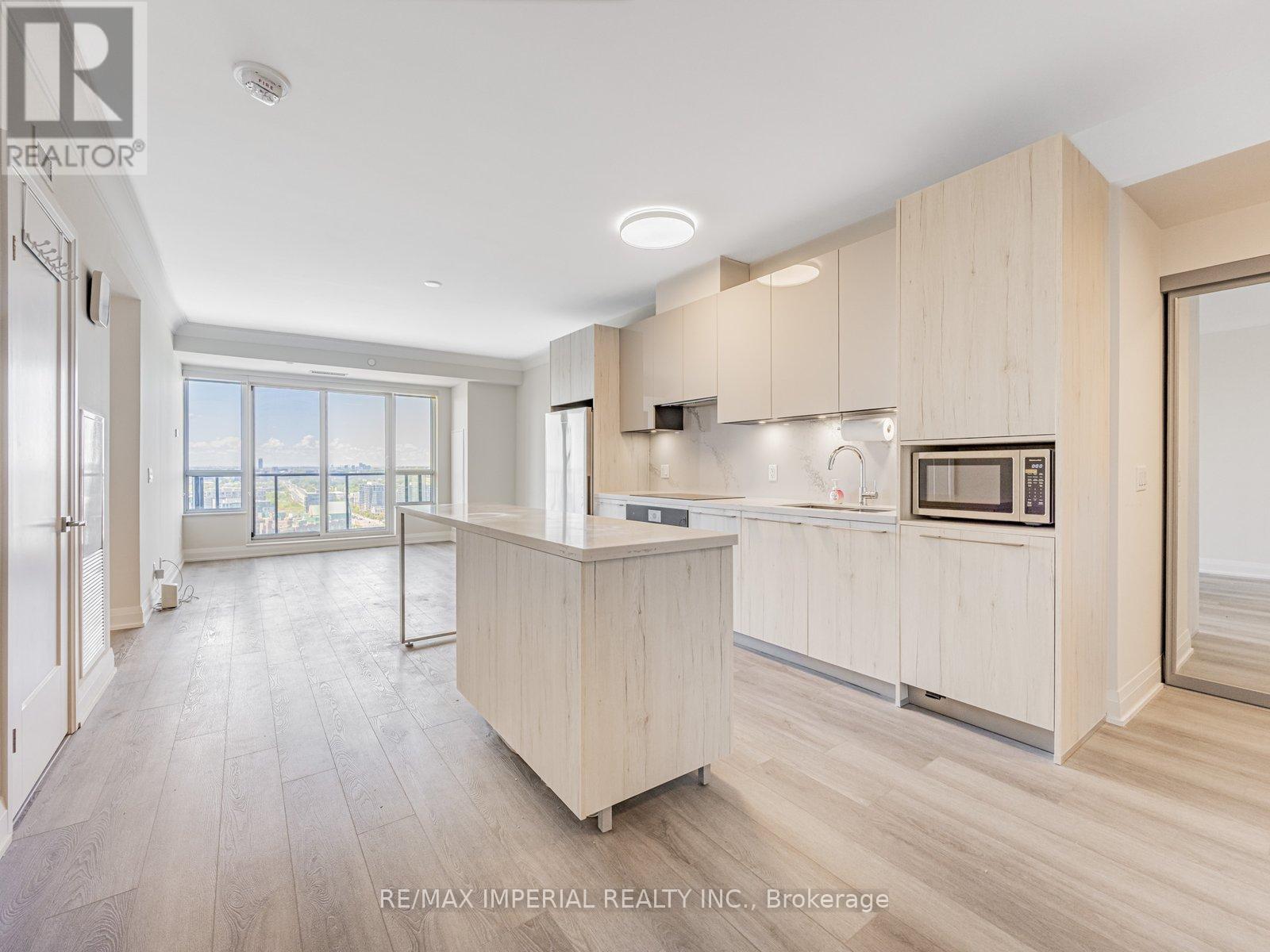 3205 - 8 Water Walk Drive, Markham, Ontario  L3R 6L4 - Photo 5 - N12155541