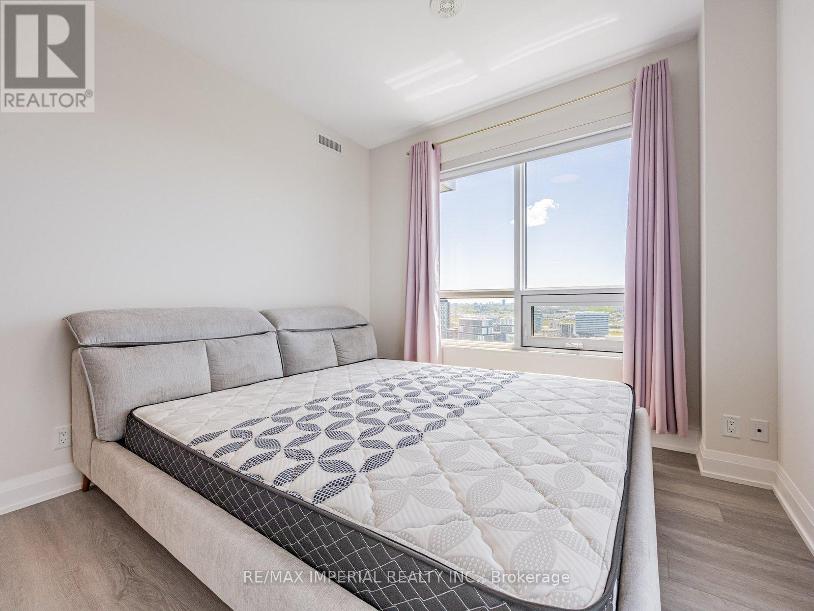 3205 - 8 Water Walk Drive, Markham, Ontario  L3R 6L4 - Photo 12 - N12155541