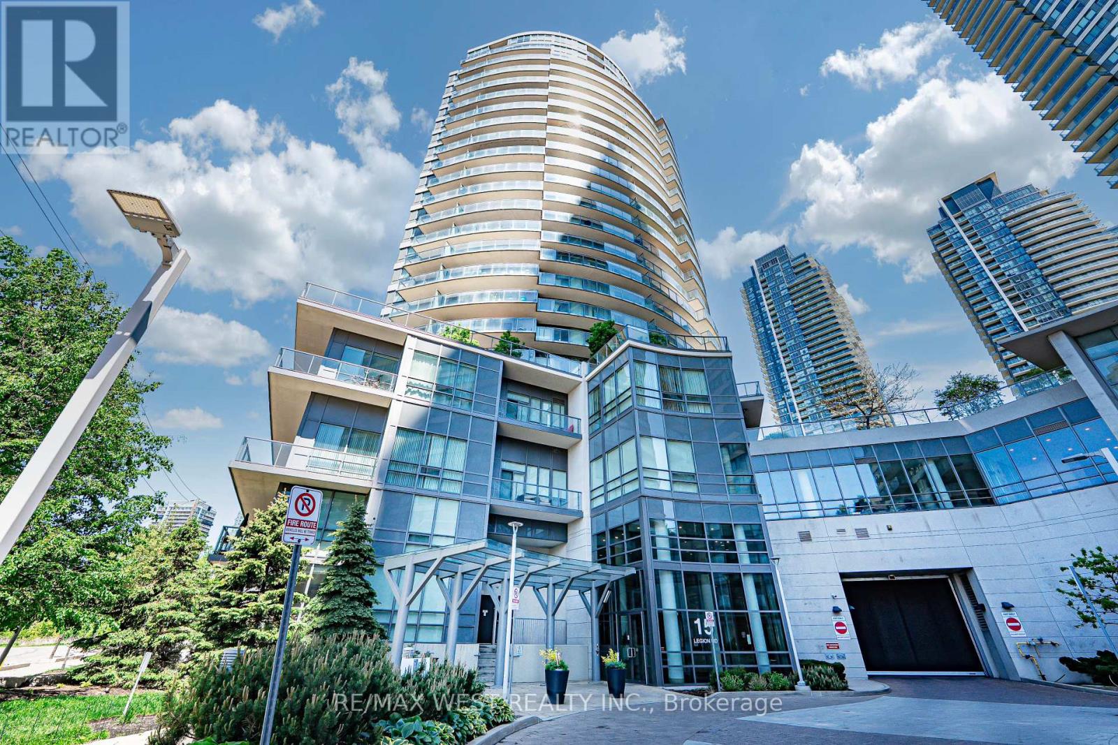 2102 - 15 Legion Road, Toronto (Mimico), Ontario  M8V 0A9 - Photo 1 - W12176022