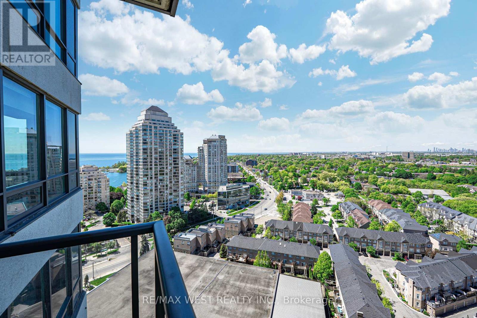 2102 - 15 Legion Road, Toronto (Mimico), Ontario  M8V 0A9 - Photo 2 - W12176022