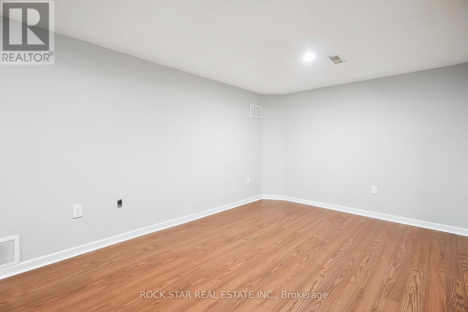 50 - 1420 Garth Street, Hamilton, Ontario  L9B 1R6 - Photo 21 - X12176677