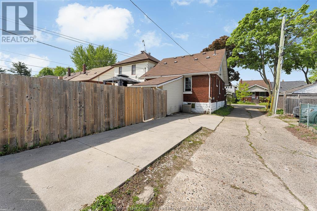1522 Hall, Windsor, Ontario  N8X 4R7 - Photo 23 - 25013261