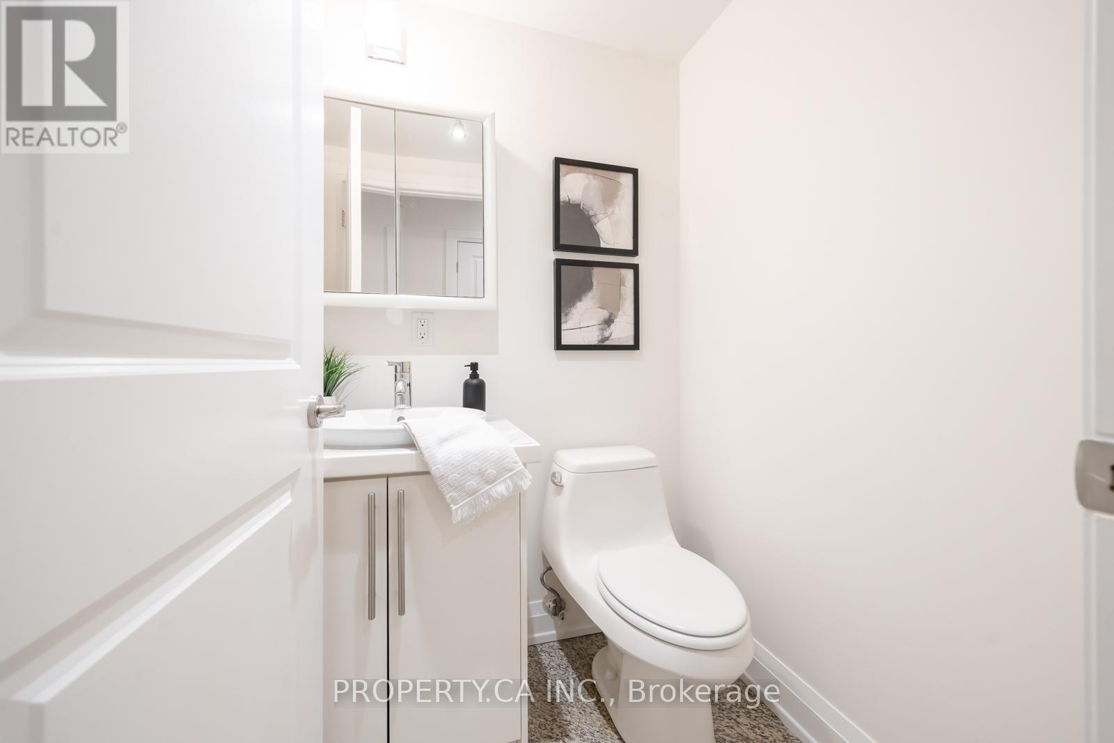 1 - 473 Dupont Street, Toronto, Ontario  M6G 1Y6 - Photo 10 - C12177040