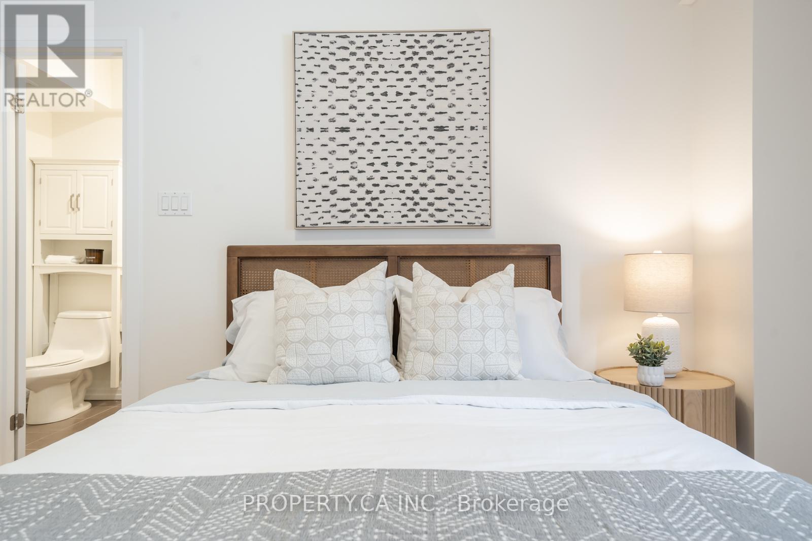 1 - 473 Dupont Street, Toronto, Ontario  M6G 1Y6 - Photo 14 - C12177040