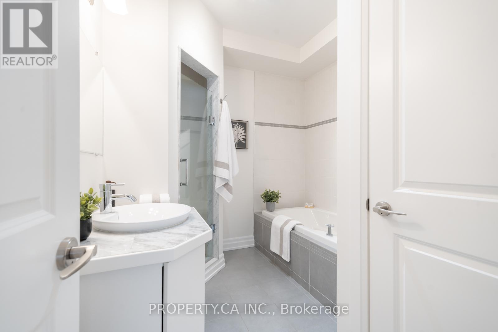 1 - 473 Dupont Street, Toronto, Ontario  M6G 1Y6 - Photo 28 - C12177040