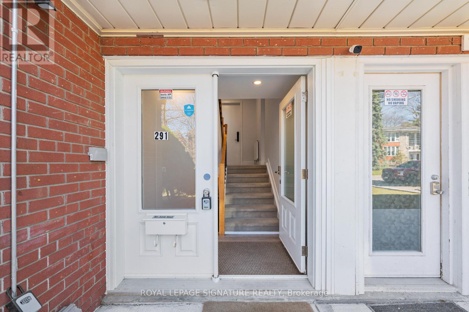 Main - 291 Glenforest Road, Toronto, Ontario  M4N 2A5 - Photo 9 - C12177138