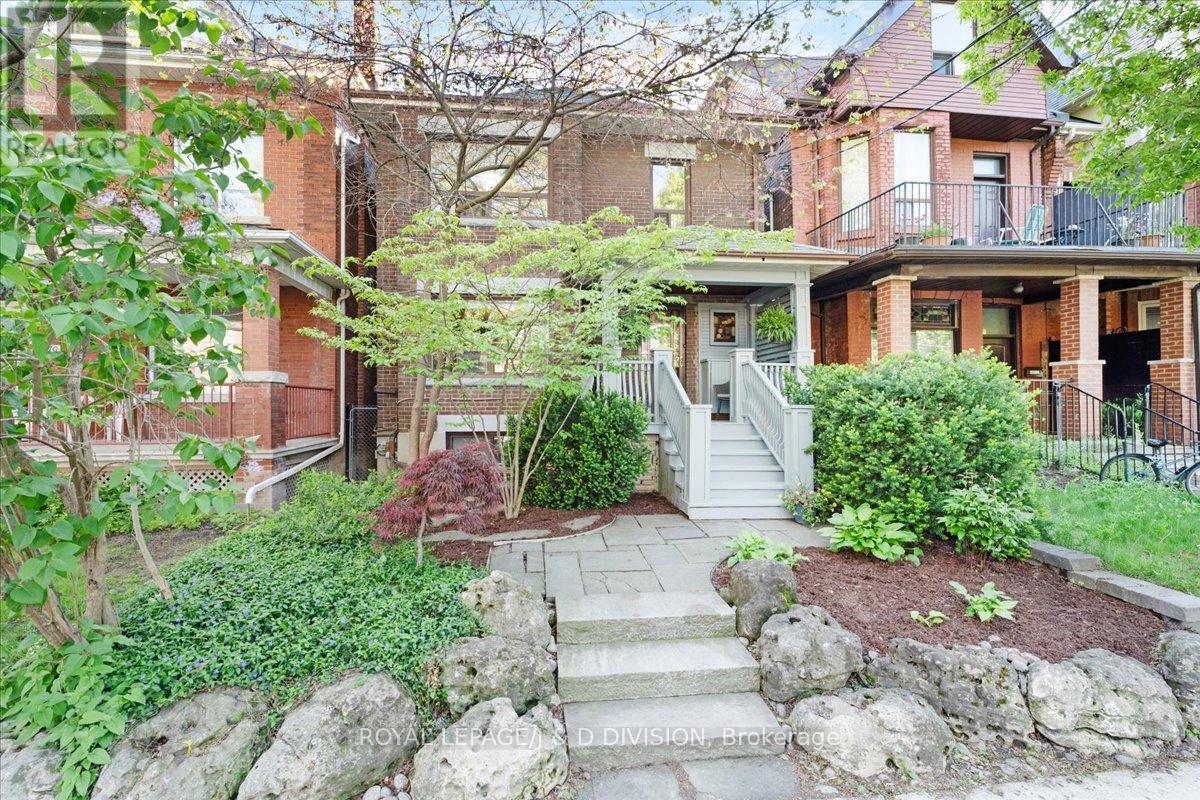 672 SHAW STREET, Toronto, Ontario
