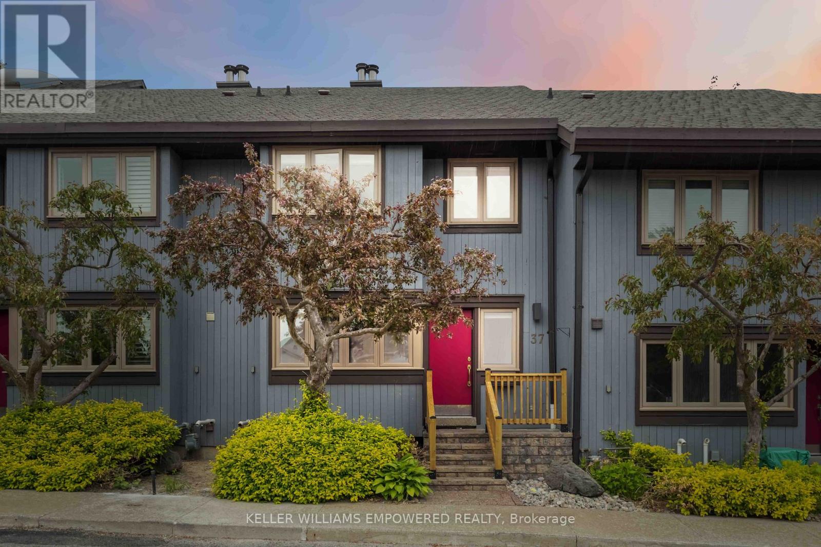 Property at 37 RAINBOW CREEKWAY image 1