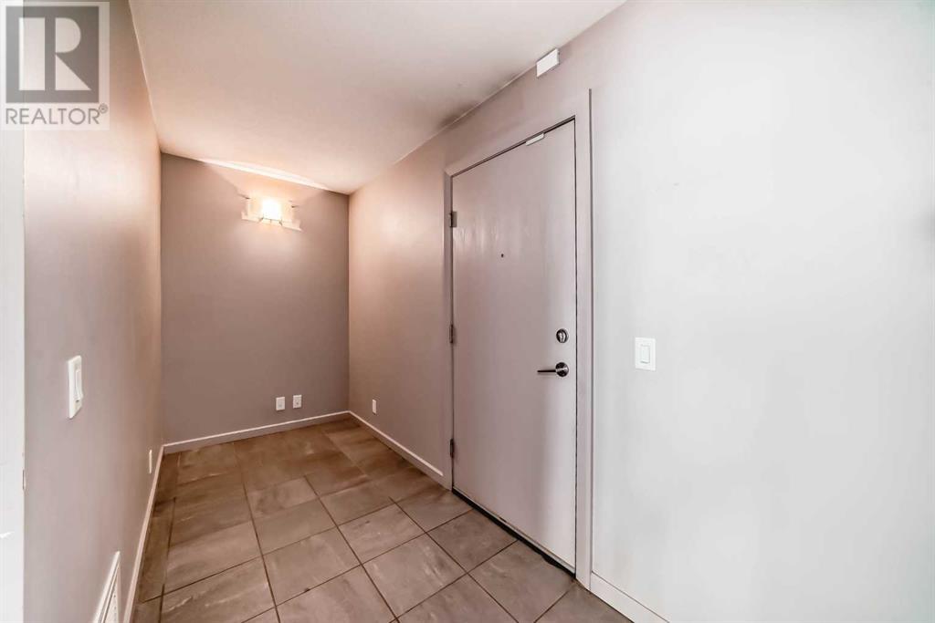 Property at 1707, 1410 1 Street SE image 3