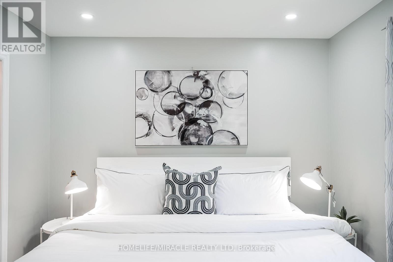 93 Amberjack Boulevard, Toronto, Ontario  M1H 2J6 - Photo 28 - E12177151