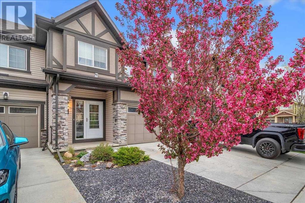 109 Hillcrest Gardens Sw, Airdrie, Alberta  T4B 4B3 - Photo 2 - A2222304
