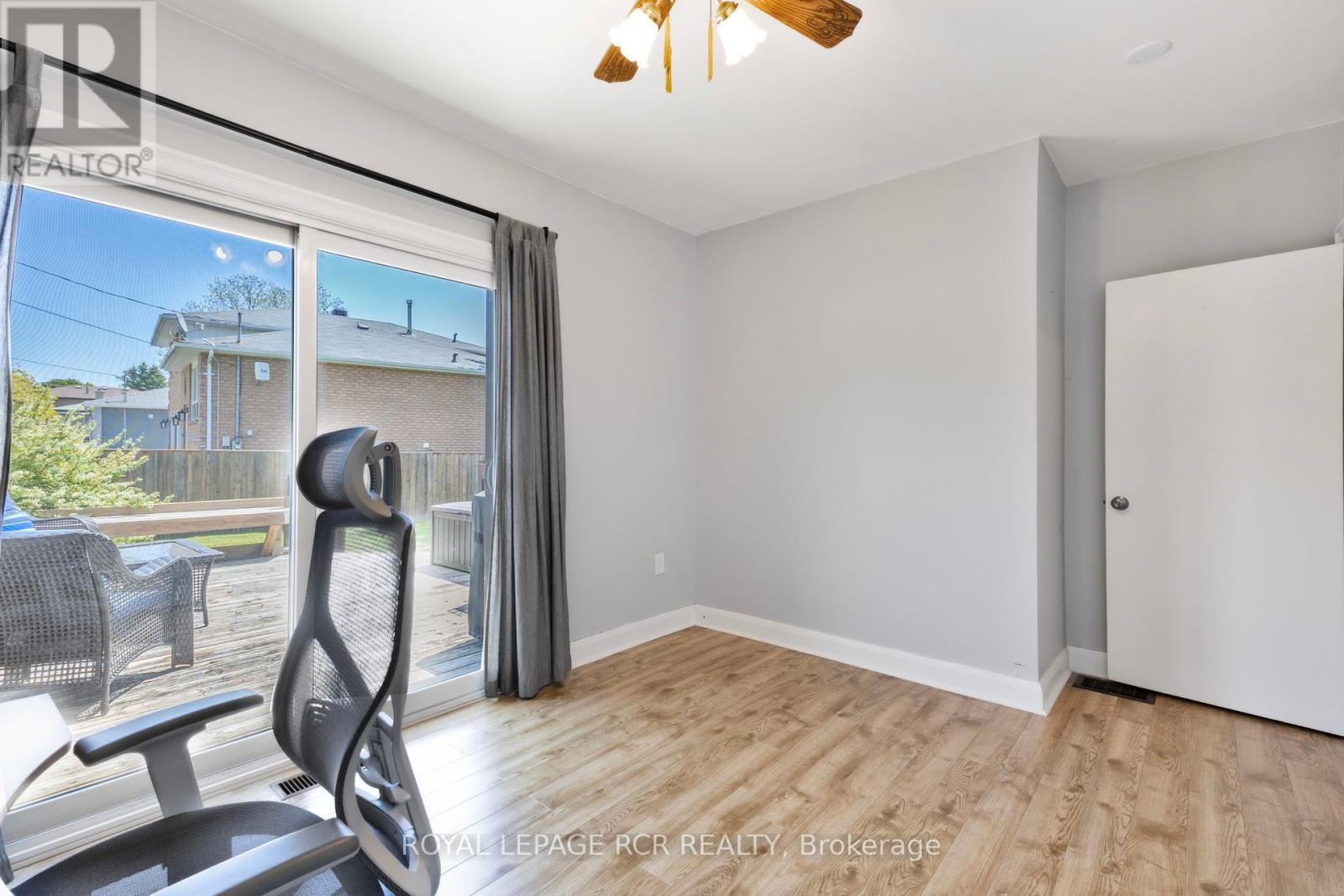 99 Thornton Avenue, Bradford West Gwillimbury, Ontario  L3Z 1N3 - Photo 21 - N12177021
