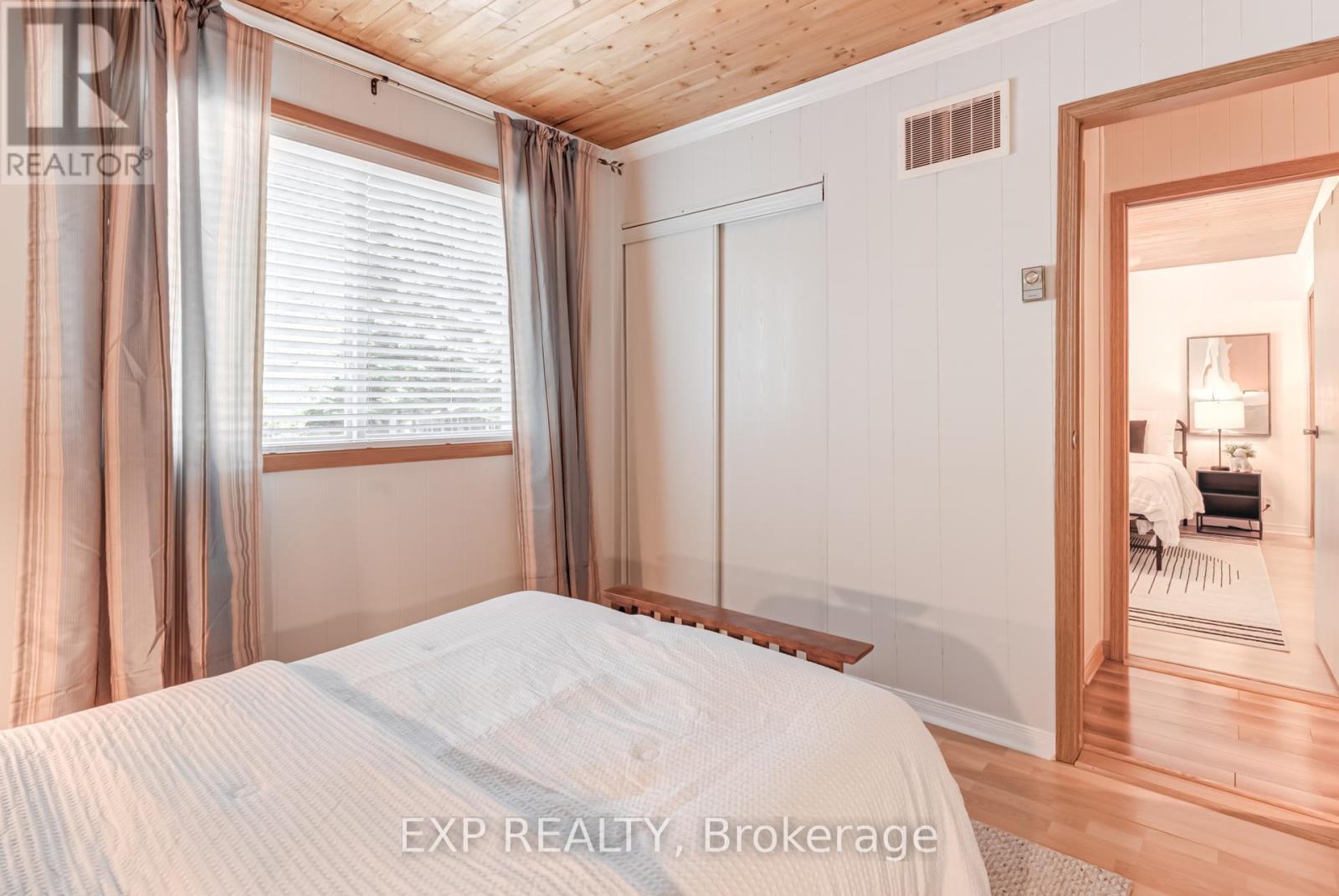 15 Linda Road, Georgina, Ontario  L0C 1L0 - Photo 32 - N12177119