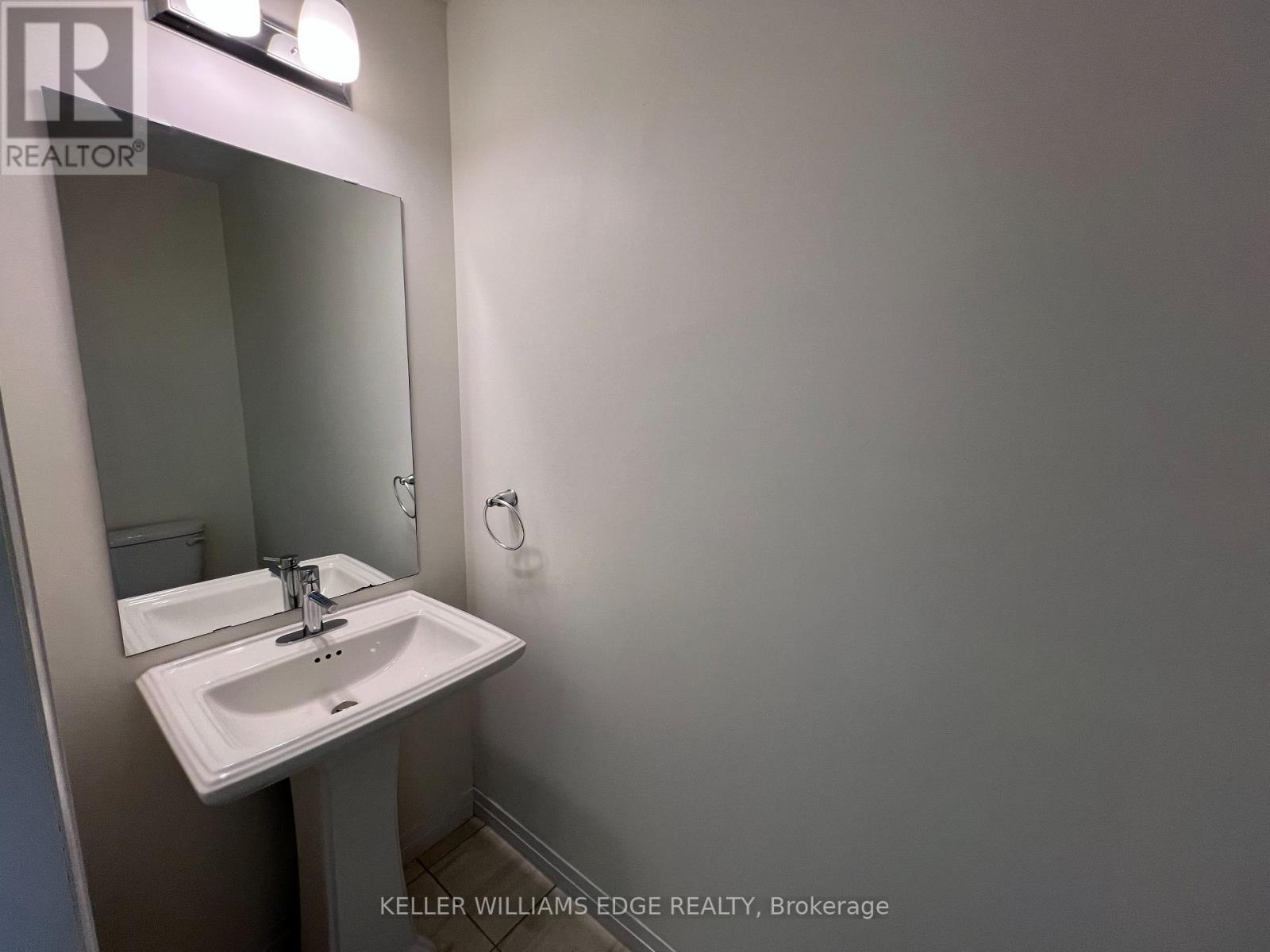 197 - 30 Time Square Boulevard, Hamilton, Ontario  L8J 0L8 - Photo 17 - X12169634