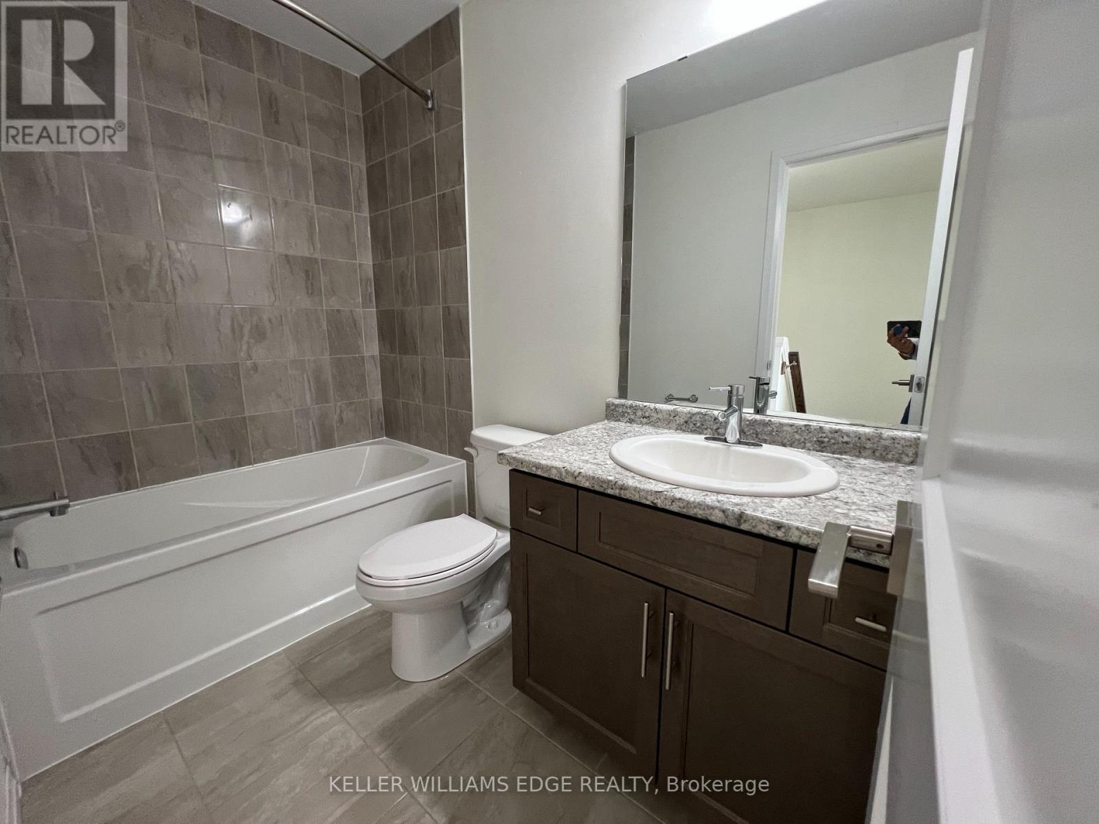 197 - 30 Time Square Boulevard, Hamilton, Ontario  L8J 0L8 - Photo 25 - X12169634