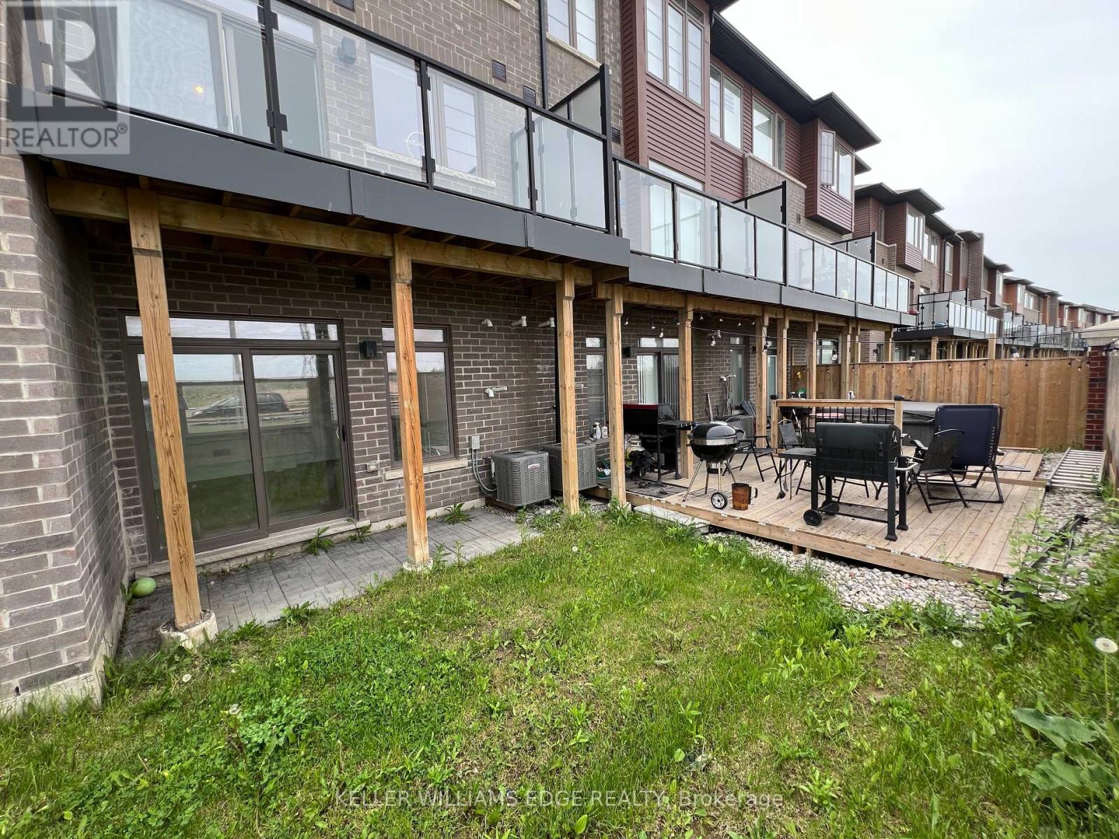197 - 30 Time Square Boulevard, Hamilton, Ontario  L8J 0L8 - Photo 28 - X12169634